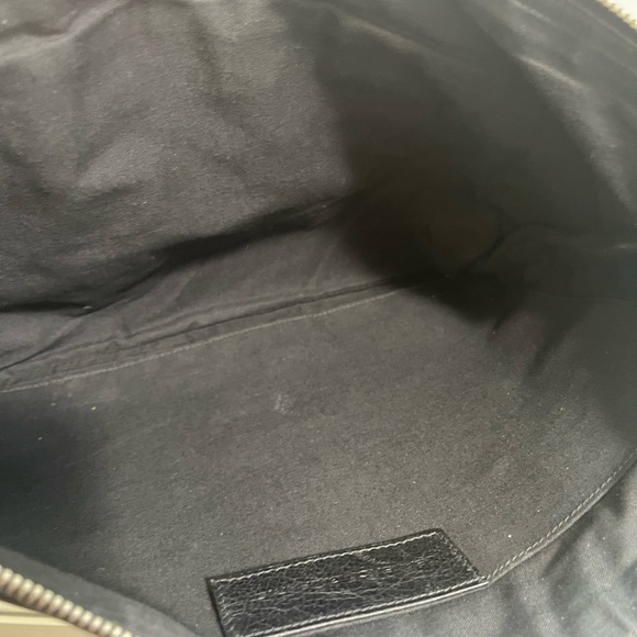 Authentic Excellent Condition Balenciaga Large Classic Clip Clutch Bag - Picture 11 of 17